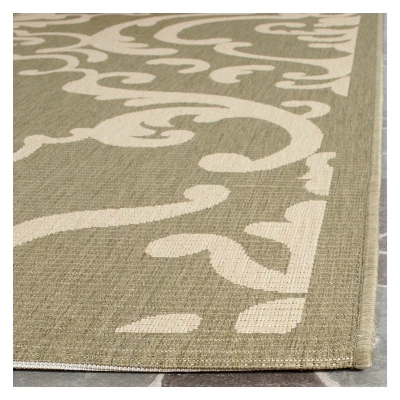Hinshaw Outdoor Rug - Safavieh